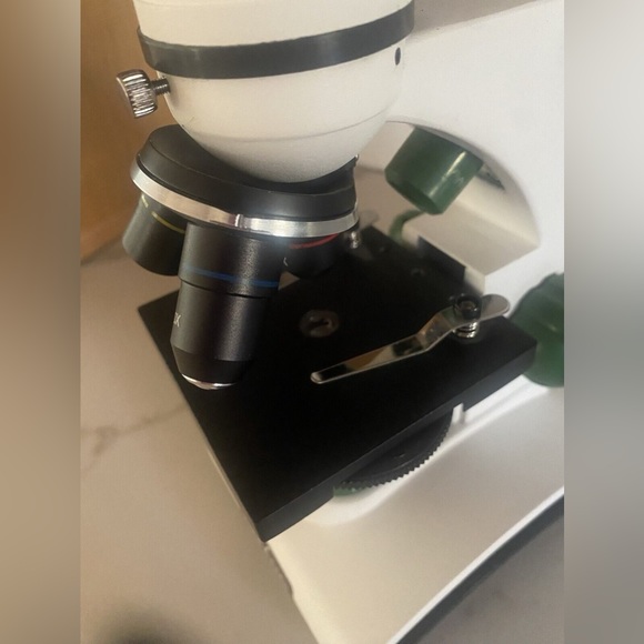 Junior Microscope & Kids Science Experiment Book - Picture 7 of 10